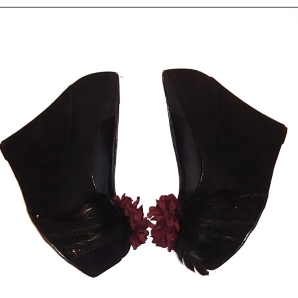 NWB Bettie Page Edna Wedge